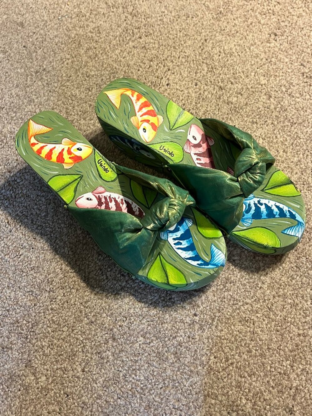 RARE - Usindo Green Koi Fish Platform Wood Wedge Sandals/Slides Size 7.5
